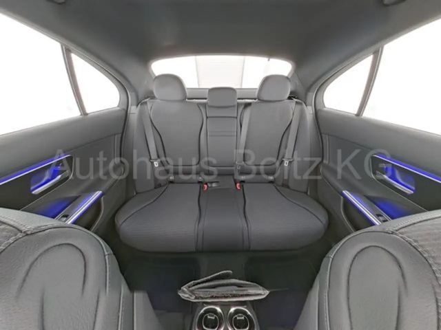 Mercedes-Benz C 200 Sedan