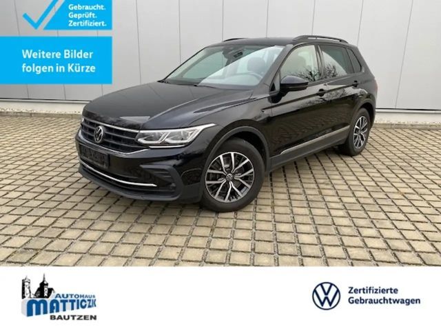 Volkswagen Tiguan 2.0 TSI DSG Life Sport