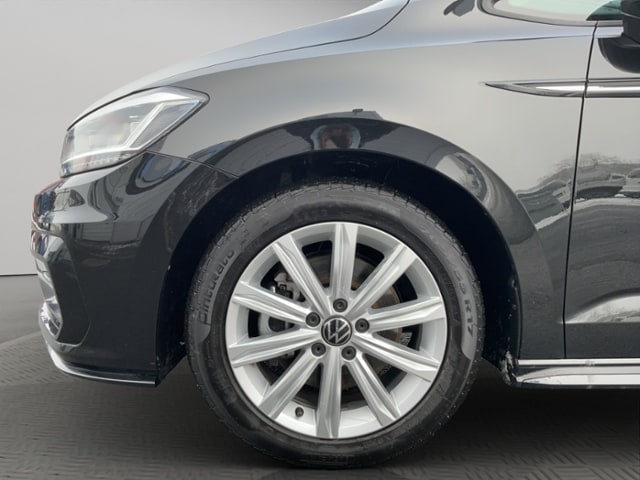 Volkswagen Touran 1.5 TSI DSG R-Line