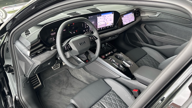 Audi A6 Quattro S-Tronic Sedan