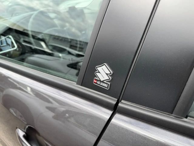 Suzuki S-Cross Hybrid