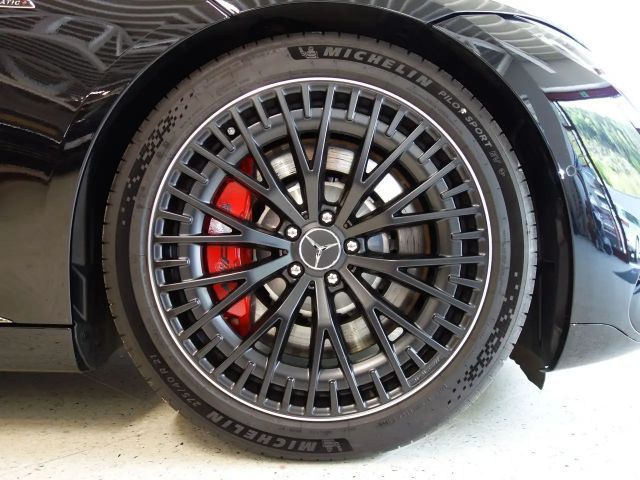 Mercedes-Benz EQS 4MATIC+ 53 AMG Line Sedan