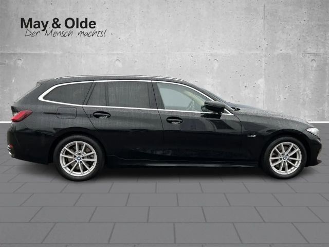 BMW 320 320e Touring