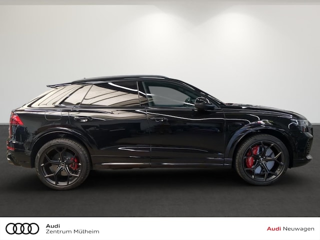 Audi RS Q8 Performance Quattro