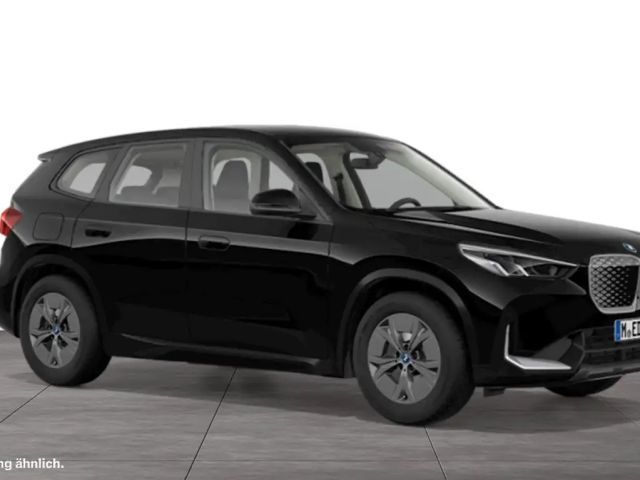 BMW iX1 xDrive30