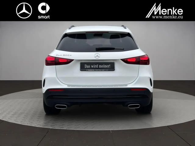 Mercedes-Benz GLA 200 AMG Line GLA 200 d