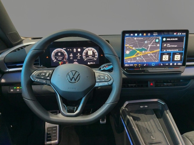 Volkswagen T-Roc 1.5 eTSI IQ.Drive R-Line Style