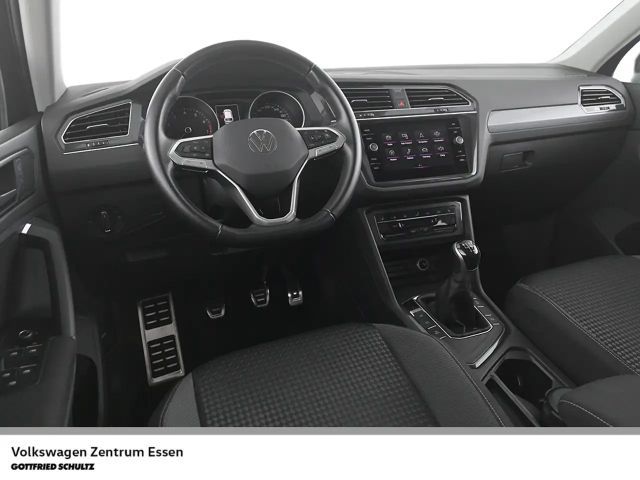 Volkswagen Tiguan Active TSI LED Navi R-Kamera Sitzhzg