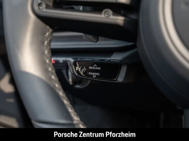 Porsche 992 4 Cabrio Carrera GTS