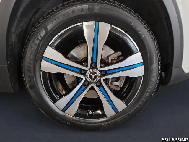 Mercedes-Benz EQA 250 Electric Art