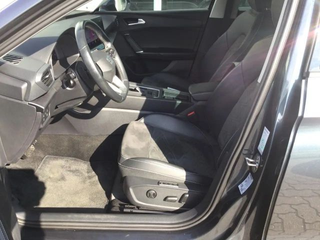 Seat Leon 2.0 TDI DSG Sportstourer Style