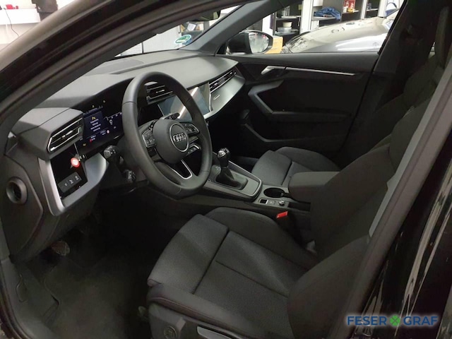 Audi A3 30 TFSI Sedan