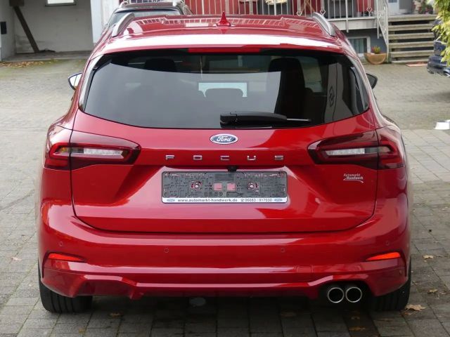 Ford Focus ST Line Wagon