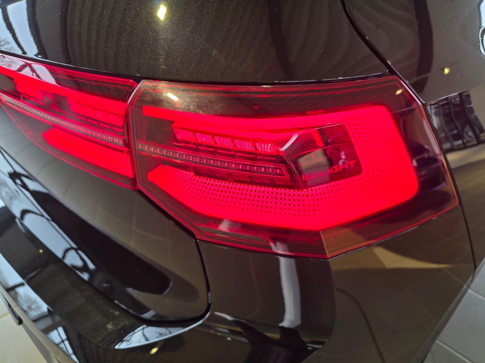 Volkswagen Golf 2.0 TSI DSG GTI IQ.Drive