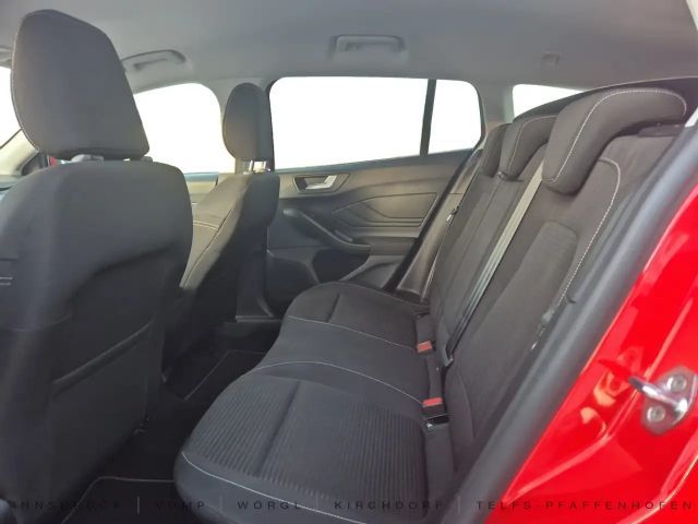 Ford Focus Titanium Wagon