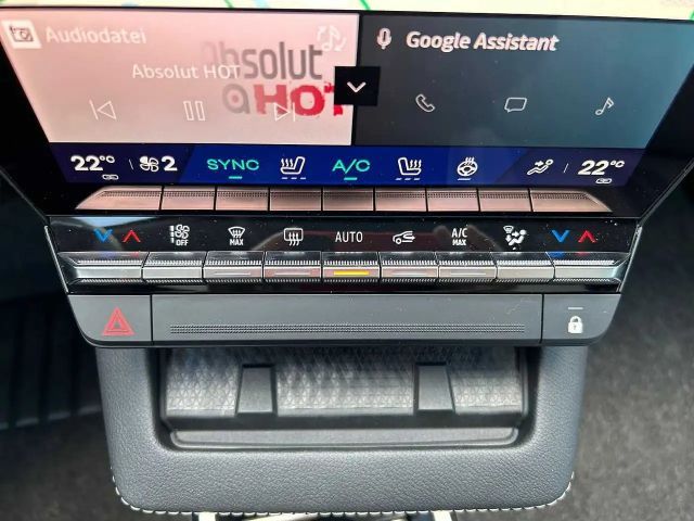 Renault Scenic E-Tech Iconic