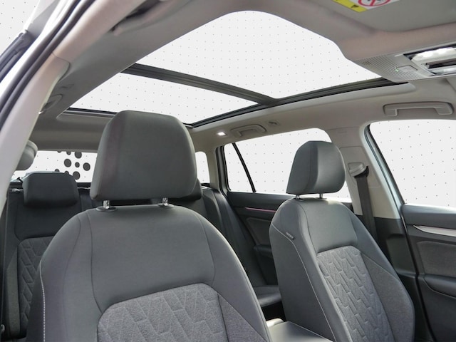 Volkswagen Golf 1.5 TSI Life Variant