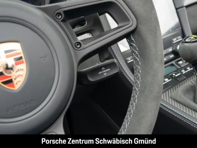 Porsche Cayman 718 RS