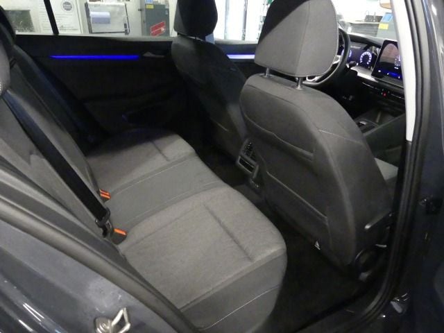 Volkswagen Golf 1.5 eTSI DSG Golf VIII Life