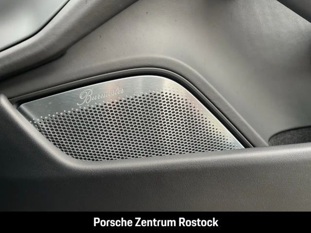 Porsche Taycan S Turbo