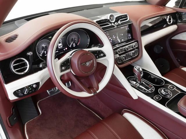 Bentley Bentayga V8