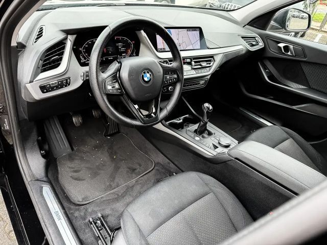 BMW 116 116d Advantage pakket Sedan