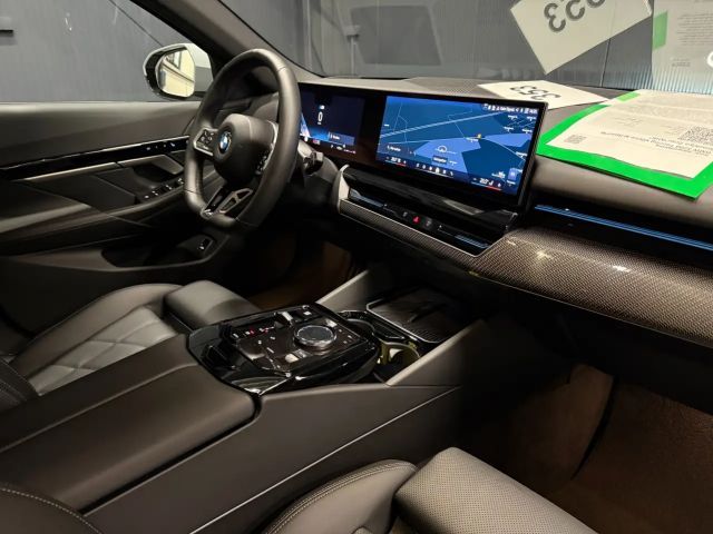 BMW 520 520d M-Sport Touring xDrive