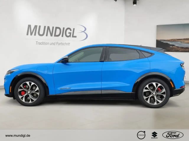 Ford Mustang Mach-E AWD Premium