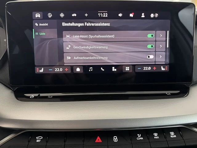 Skoda Octavia Kombi 2,0TDI *LED*AHK*Tempomat*Getönte Scheiben...