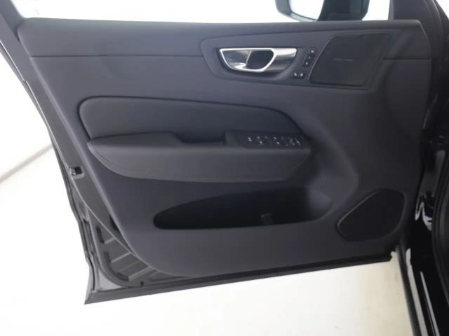 Volvo XC60 AWD Dark Plus T6