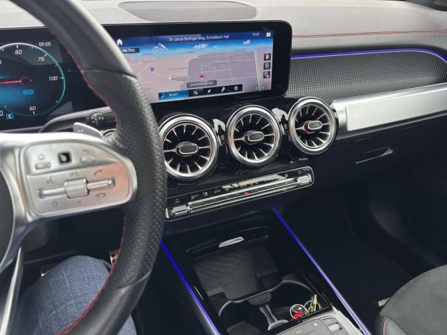 Mercedes-Benz EQB 300 4MATIC AMG Line