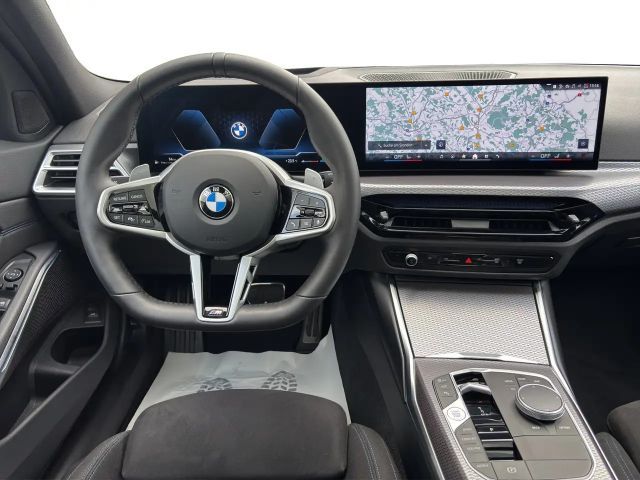 BMW 330 330d M-Sport Touring xDrive