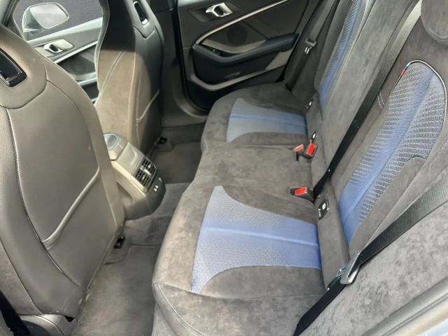 BMW 118 118i M-Sport Sedan