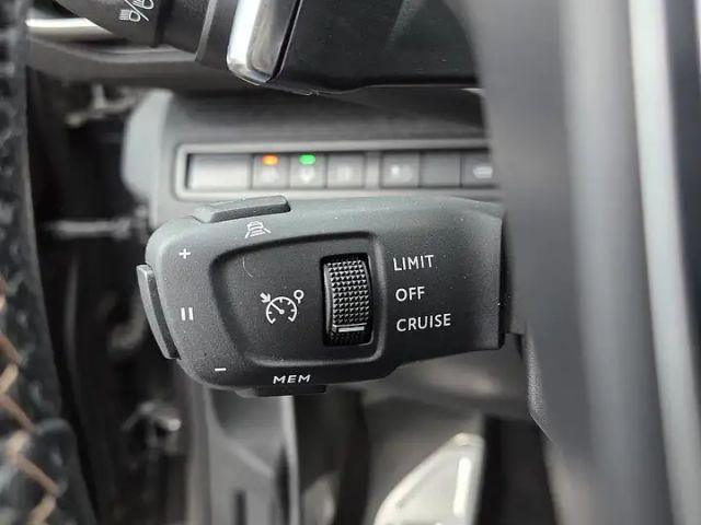 Peugeot 3008 EAT8 GT-Line PureTech