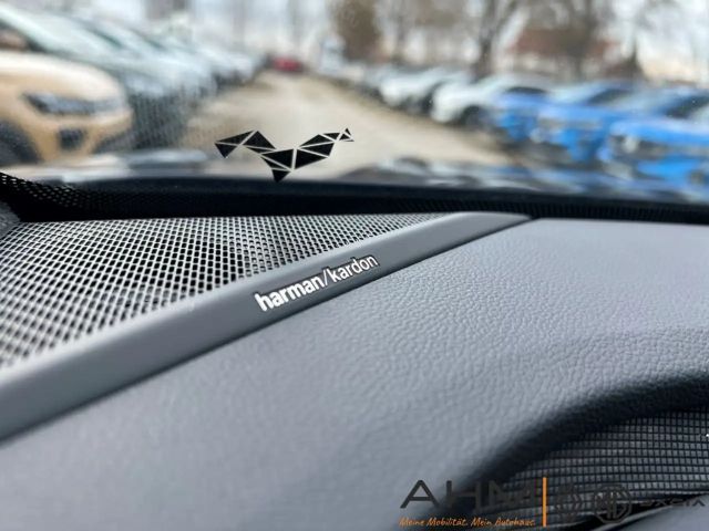 Renault Scenic E-Tech Iconic