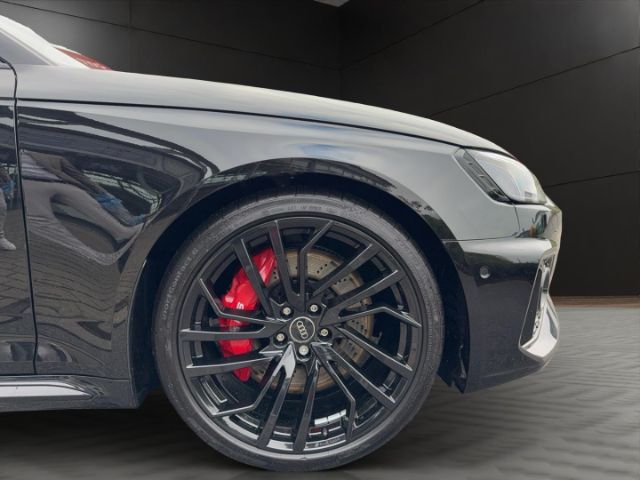 Audi RS4 Avant Quattro