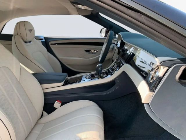 Bentley Continental GTC Hybrid V8