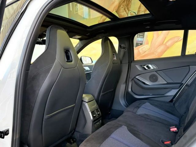 BMW 135 135i Sedan xDrive