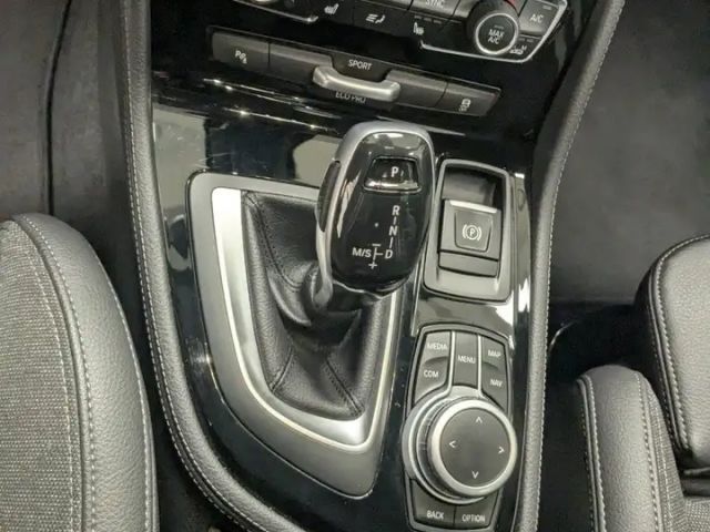 BMW 220 220d Sport Line xDrive