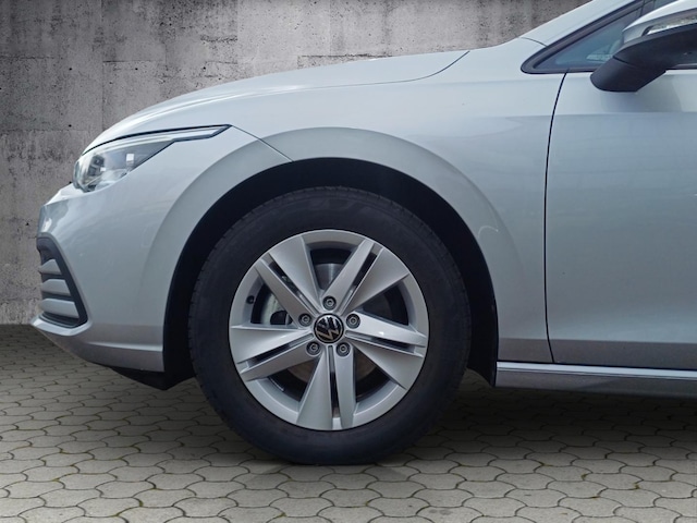 Volkswagen Golf Life Variant