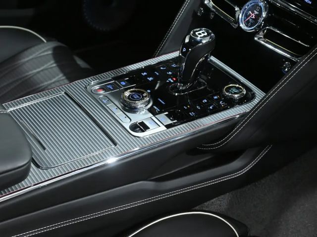 Bentley Flying Spur Hybrid