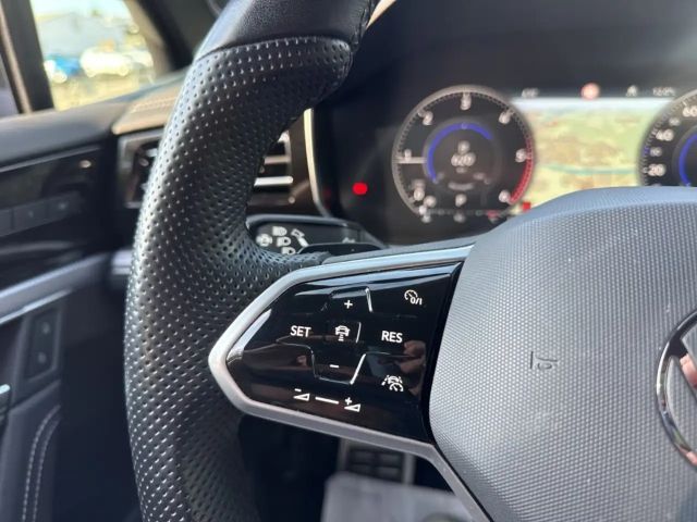 Volkswagen Touareg 4Motion DSG R-Line