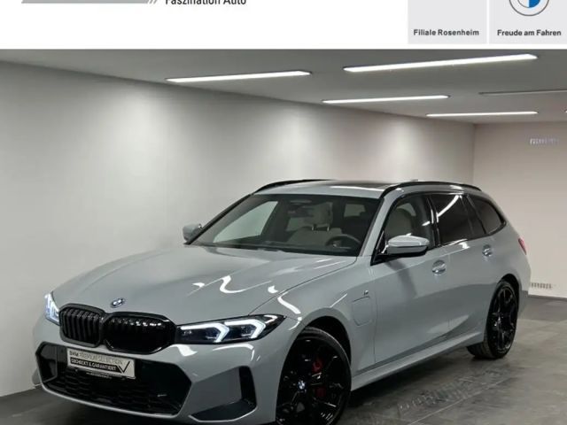 BMW 330 330e M-Sport Touring xDrive