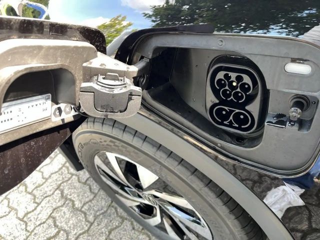 Volkswagen Tiguan DSG Life eHybrid