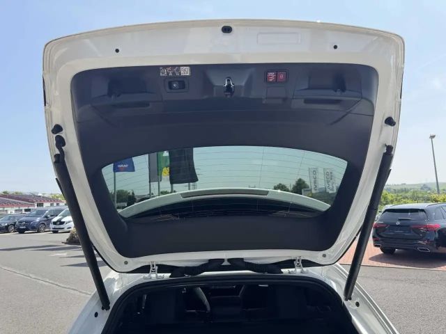 Mercedes-Benz CLA 220 AMG Line