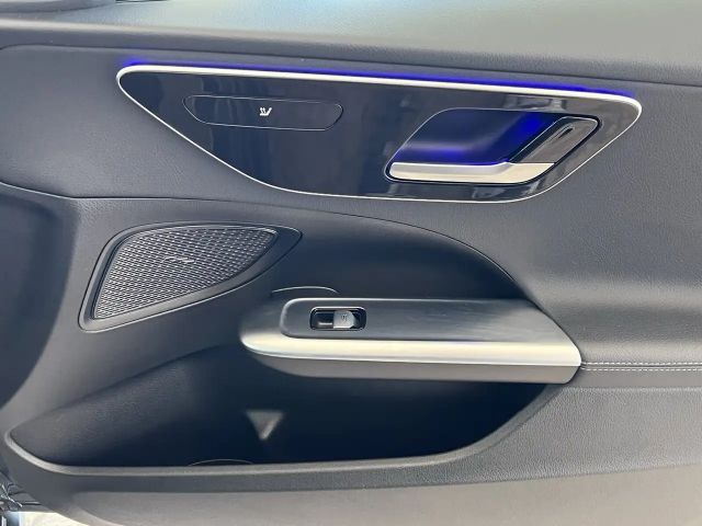 Mercedes-Benz C 200 AVANTGARDE C 200 d Estate