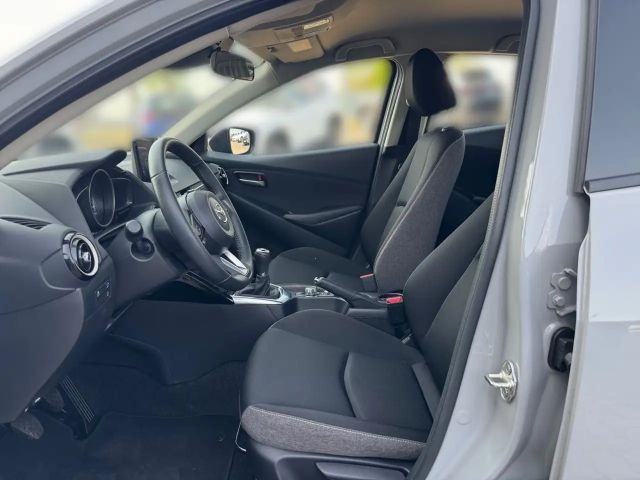 Mazda 2 1.5 Center-Line Convenience KLA/SH/PDC/LED