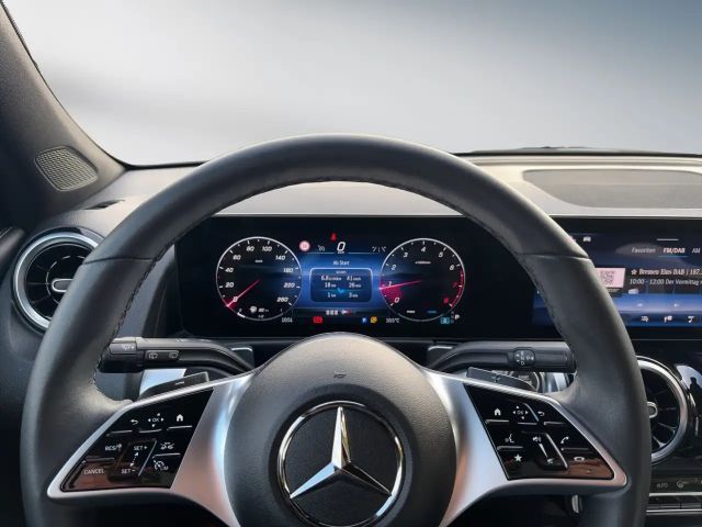 Mercedes-Benz GLB 200 Progressive