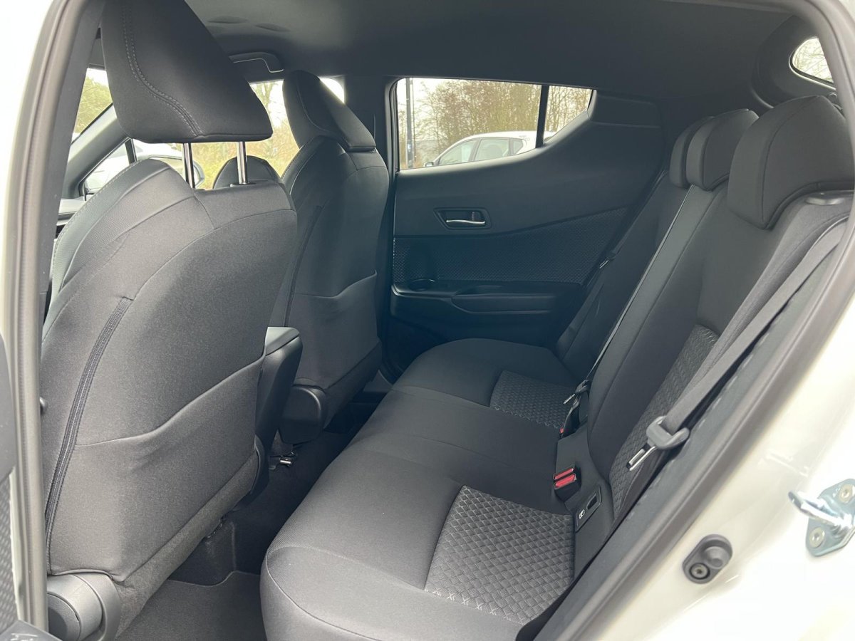 Toyota C-HR 5-deurs Bi-Tone Team D