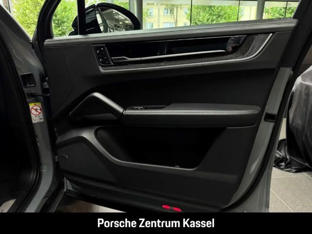 Porsche Cayenne E-Hybrid Turbo